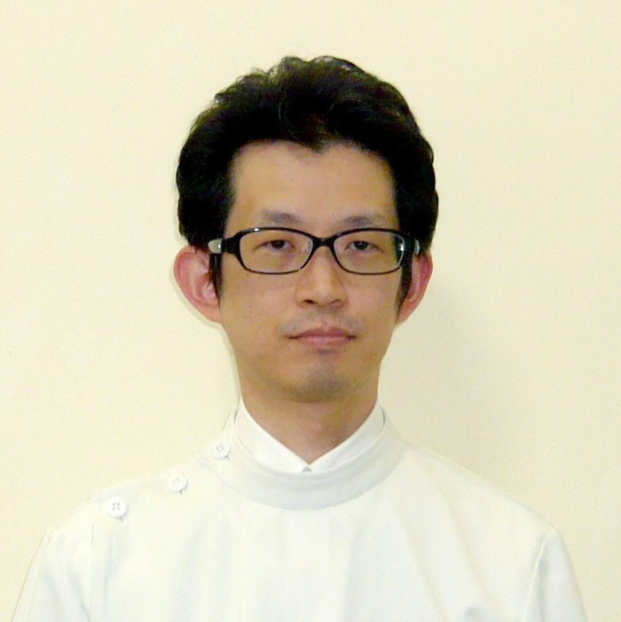 院長 安原 大輔